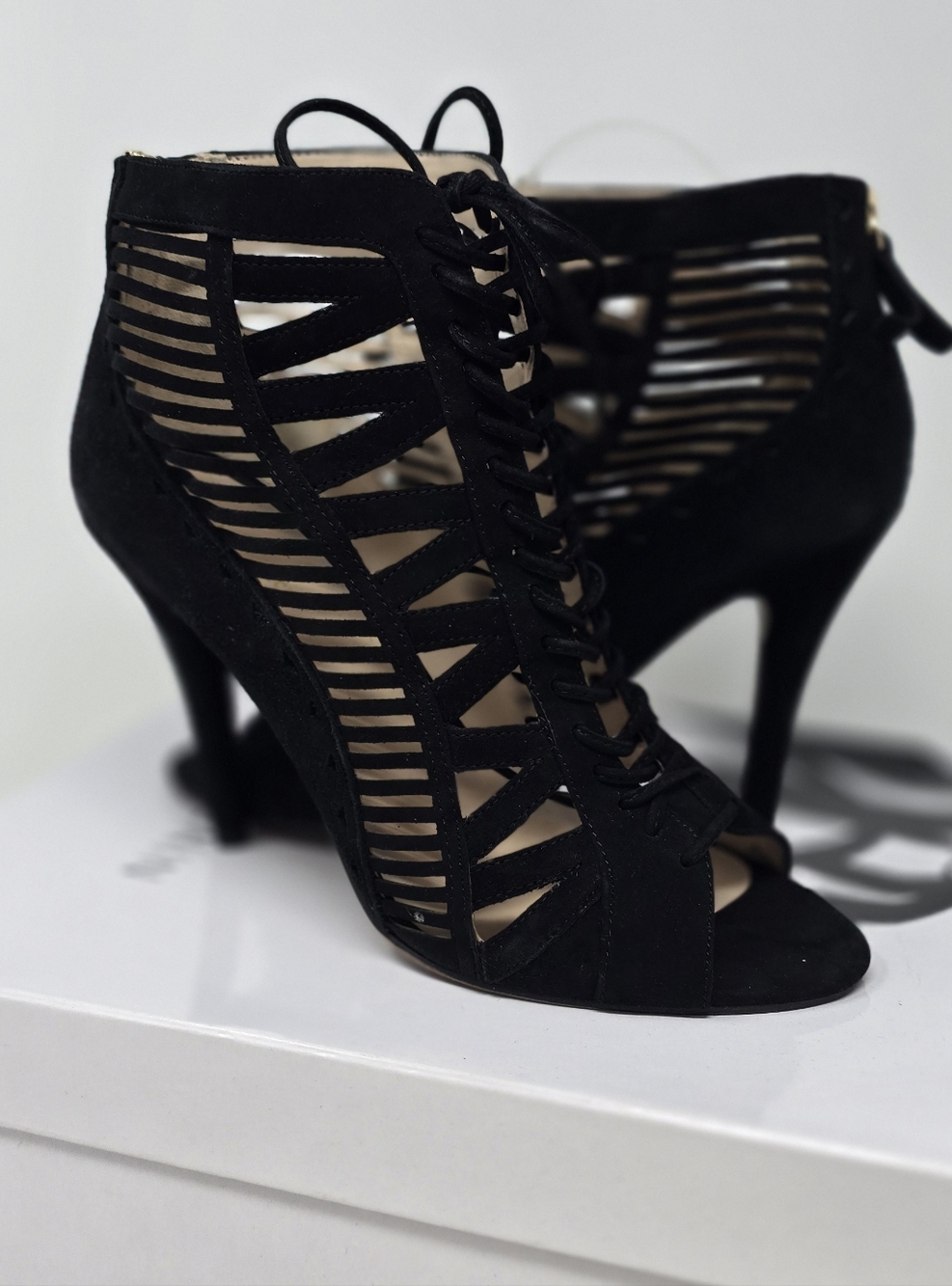 Nine West women 9 black lace up cutout peep toe suede heels, dark fairy, gothic - Picture 2 of 9